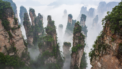 张家界景区收费争议 文旅局澄清“误读”背后的真相